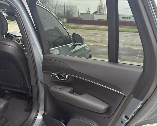 Синій Вольво ХС90, об'ємом двигуна 2 л та пробігом 105 тис. км за 33000 $, фото 11 на Automoto.ua