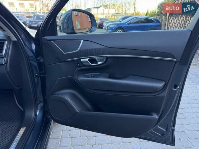 Синий Вольво ХС90, объемом двигателя 1.97 л и пробегом 91 тыс. км за 34900 $, фото 34 на Automoto.ua