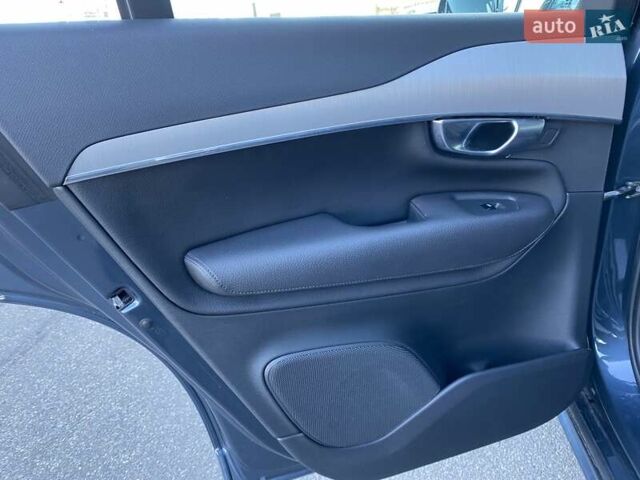 Синій Вольво ХС90, об'ємом двигуна 1.97 л та пробігом 116 тис. км за 32870 $, фото 9 на Automoto.ua