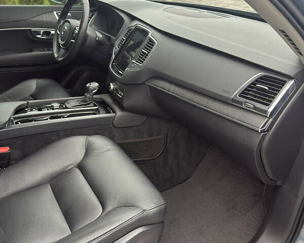 Синій Вольво ХС90, об'ємом двигуна 2 л та пробігом 105 тис. км за 33000 $, фото 9 на Automoto.ua