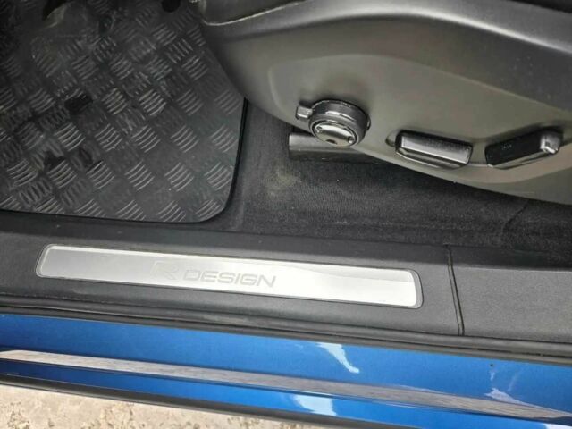 Вольво ХС90 2019 в Киеве на Automoto.ua Синий Вольво ХС90, объемом двигателя 2 л и пробегом 126 тыс. км за 23400 $, фото 13 на Automoto.ua