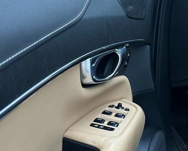 Синий Вольво ХС90, объемом двигателя 1.97 л и пробегом 160 тыс. км за 39000 $, фото 11 на Automoto.ua