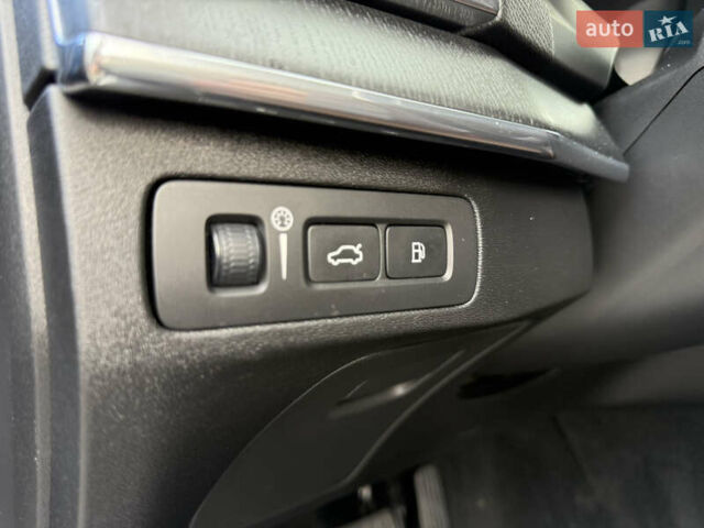 Синий Вольво ХС90, объемом двигателя 1.97 л и пробегом 113 тыс. км за 39500 $, фото 22 на Automoto.ua