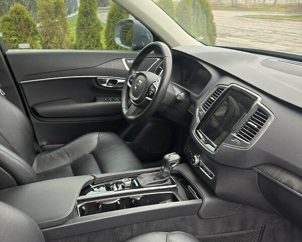 Синій Вольво ХС90, об'ємом двигуна 2 л та пробігом 105 тис. км за 33000 $, фото 8 на Automoto.ua