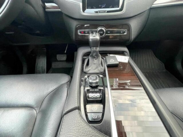 Синий Вольво ХС90, объемом двигателя 2 л и пробегом 50 тыс. км за 19000 $, фото 12 на Automoto.ua