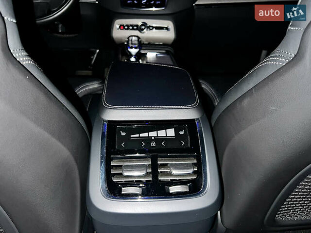 Синий Вольво ХС90, объемом двигателя 2 л и пробегом 69 тыс. км за 46900 $, фото 57 на Automoto.ua