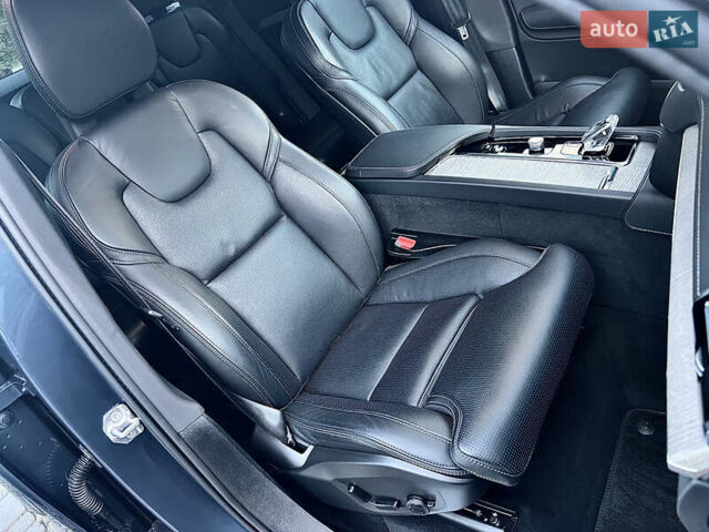 Синий Вольво ХС90, объемом двигателя 2 л и пробегом 69 тыс. км за 46900 $, фото 44 на Automoto.ua