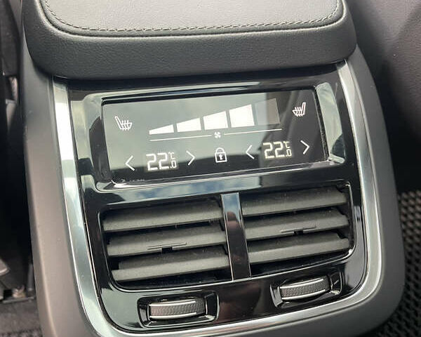 Вольво ХС90 2021 в Киеве на Automoto.ua Синий Вольво ХС90, объемом двигателя 1.97 л и пробегом 57 тыс. км за 52000 $, фото 39 на Automoto.ua