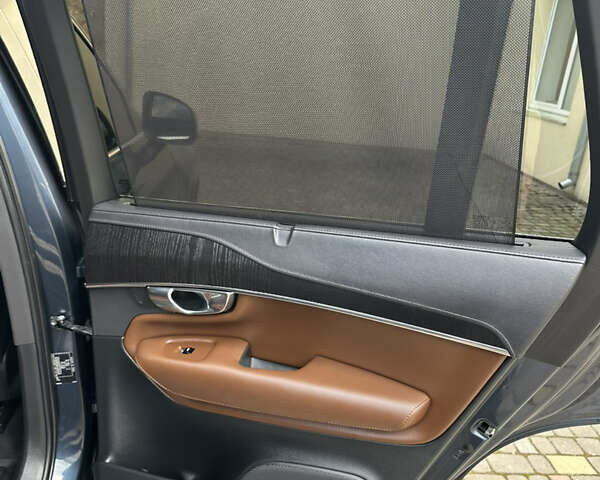 Синий Вольво ХС90, объемом двигателя 1.97 л и пробегом 83 тыс. км за 49100 $, фото 42 на Automoto.ua