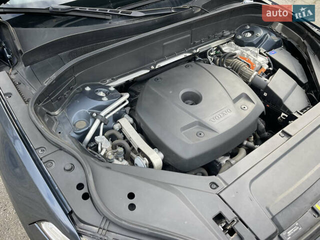 Вольво ХС90 2021 в Киеве на Automoto.ua Синий Вольво ХС90, объемом двигателя 1.97 л и пробегом 57 тыс. км за 52000 $, фото 48 на Automoto.ua