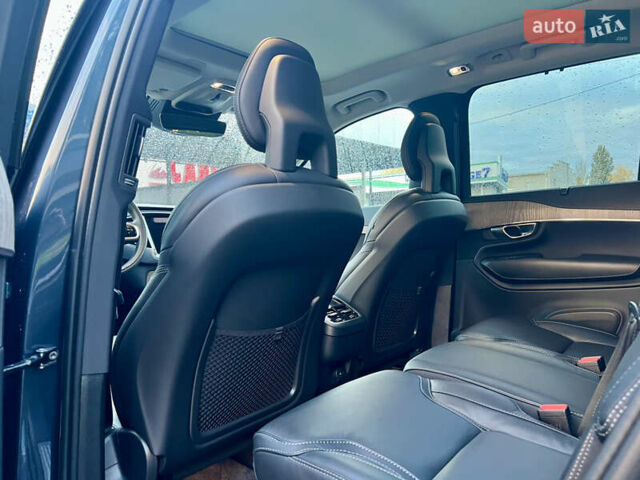 Синий Вольво ХС90, объемом двигателя 2 л и пробегом 69 тыс. км за 46900 $, фото 35 на Automoto.ua