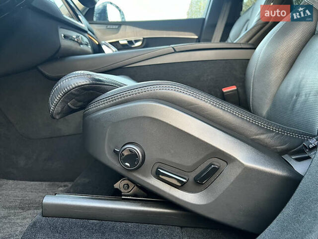 Синий Вольво ХС90, объемом двигателя 2 л и пробегом 69 тыс. км за 46900 $, фото 27 на Automoto.ua