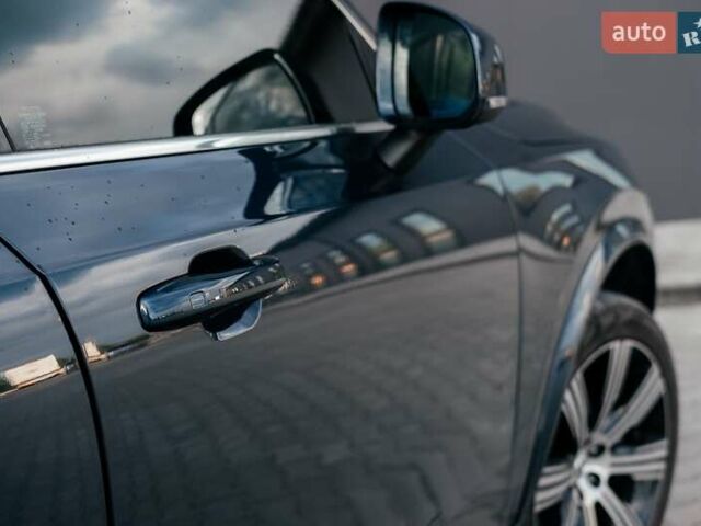 Синій Вольво ХС90, об'ємом двигуна 1.97 л та пробігом 27 тис. км за 62000 $, фото 258 на Automoto.ua