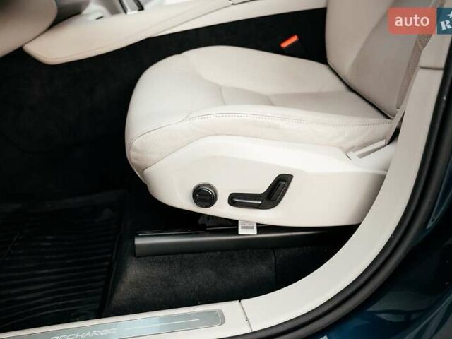 Синій Вольво ХС90, об'ємом двигуна 1.97 л та пробігом 27 тис. км за 62000 $, фото 103 на Automoto.ua