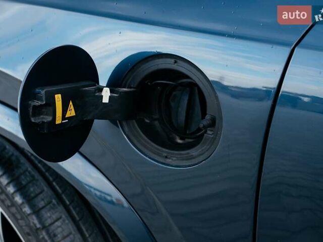 Синій Вольво ХС90, об'ємом двигуна 1.97 л та пробігом 27 тис. км за 62000 $, фото 114 на Automoto.ua