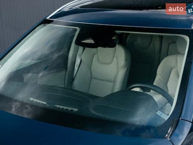 Синій Вольво ХС90, об'ємом двигуна 1.97 л та пробігом 27 тис. км за 62000 $, фото 105 на Automoto.ua