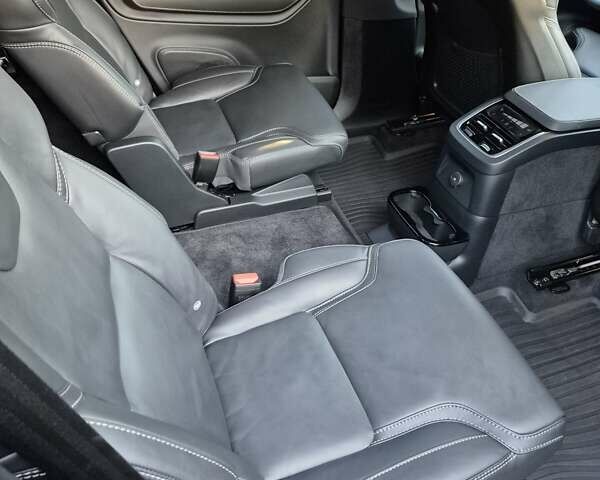 Синий Вольво ХС90, объемом двигателя 1.97 л и пробегом 19 тыс. км за 62000 $, фото 36 на Automoto.ua