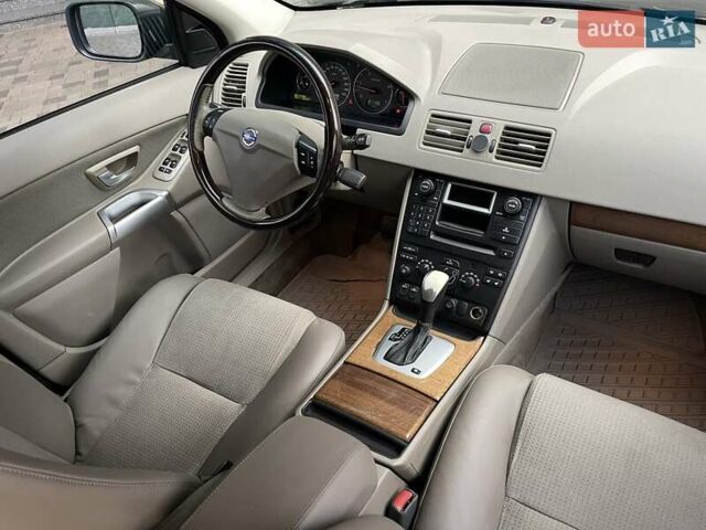 Зеленый Вольво ХС90, объемом двигателя 2.4 л и пробегом 463 тыс. км за 7999 $, фото 45 на Automoto.ua