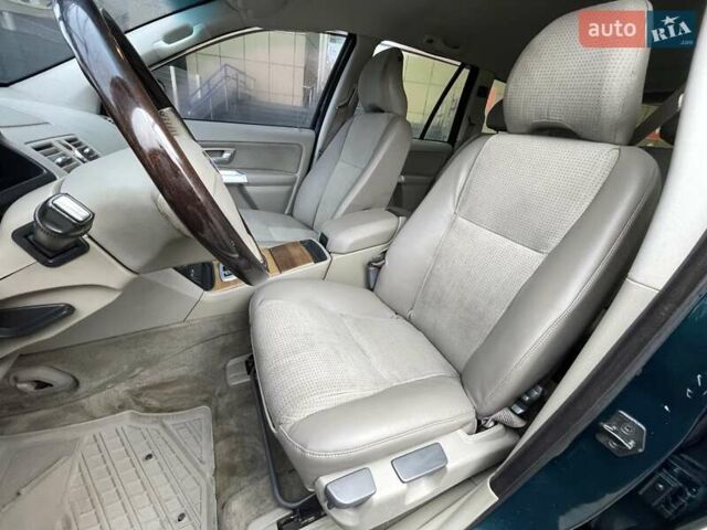 Зелений Вольво ХС90, об'ємом двигуна 2.4 л та пробігом 463 тис. км за 7900 $, фото 32 на Automoto.ua