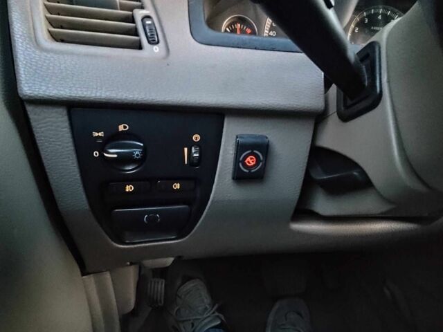 Зеленый Вольво ХС90, объемом двигателя 2.9 л и пробегом 338 тыс. км за 8000 $, фото 15 на Automoto.ua