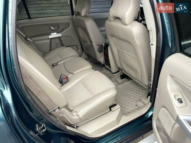 Зеленый Вольво ХС90, объемом двигателя 2.4 л и пробегом 463 тыс. км за 7950 $, фото 41 на Automoto.ua