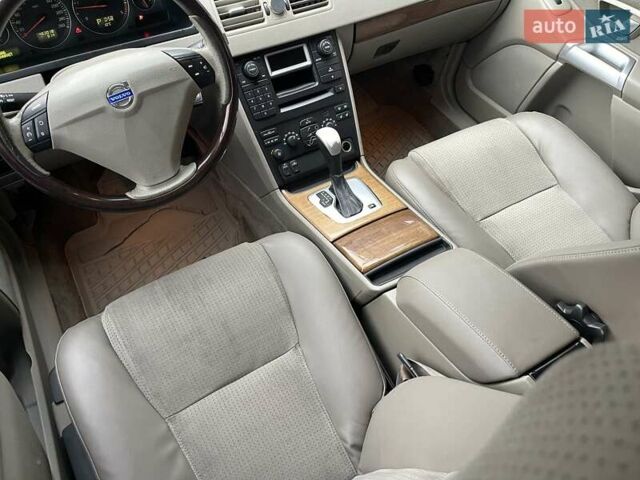 Зелений Вольво ХС90, об'ємом двигуна 2.4 л та пробігом 463 тис. км за 7900 $, фото 39 на Automoto.ua