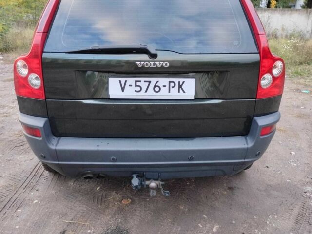 Зеленый Вольво ХС90, объемом двигателя 2.4 л и пробегом 400 тыс. км за 6200 $, фото 2 на Automoto.ua