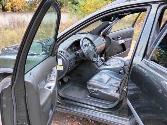 Зеленый Вольво ХС90, объемом двигателя 2.4 л и пробегом 400 тыс. км за 6200 $, фото 13 на Automoto.ua