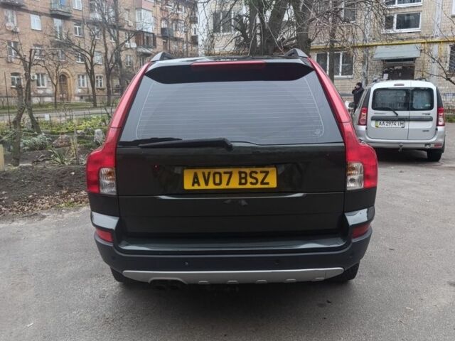 Зеленый Вольво ХС90, объемом двигателя 2.4 л и пробегом 320 тыс. км за 4300 $, фото 2 на Automoto.ua