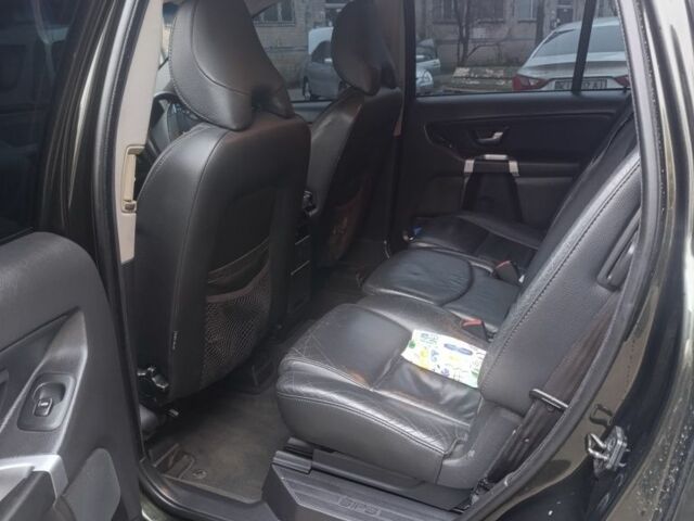 Зеленый Вольво ХС90, объемом двигателя 2.4 л и пробегом 320 тыс. км за 4300 $, фото 6 на Automoto.ua