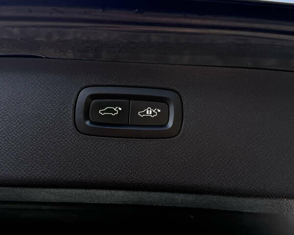 Зеленый Вольво ХС90, объемом двигателя 1.97 л и пробегом 134 тыс. км за 26700 $, фото 25 на Automoto.ua