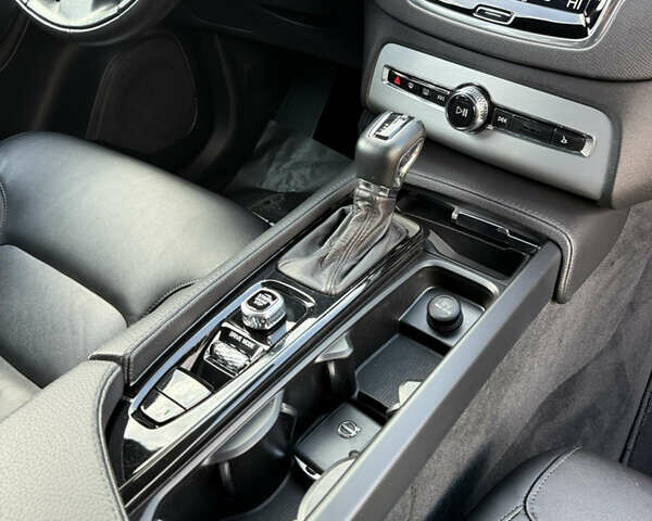 Зеленый Вольво ХС90, объемом двигателя 1.97 л и пробегом 134 тыс. км за 26700 $, фото 38 на Automoto.ua