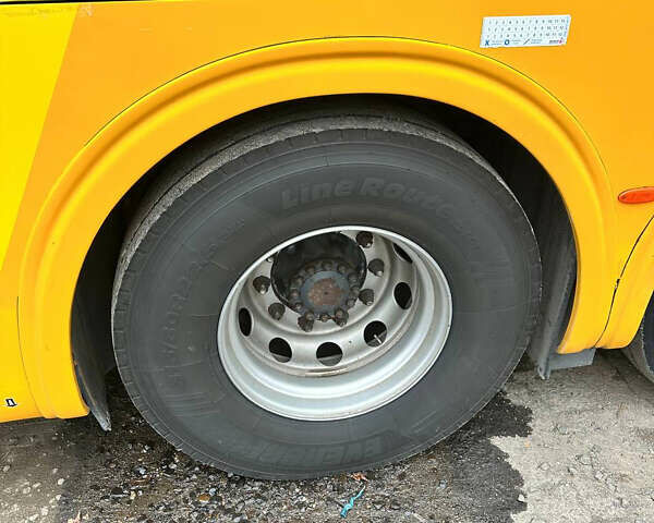 Желтый Вольво B13R, объемом двигателя 12.78 л и пробегом 2 тыс. км за 70700 $, фото 5 на Automoto.ua