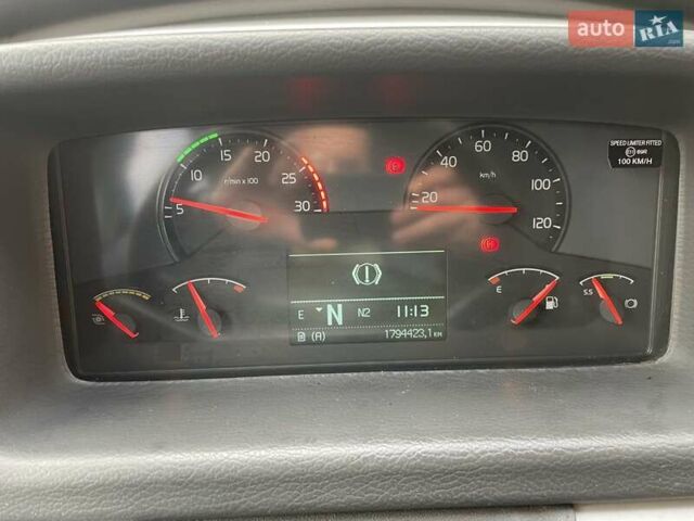 Жовтий Вольво B13R, об'ємом двигуна 10.84 л та пробігом 179 тис. км за 104000 $, фото 9 на Automoto.ua