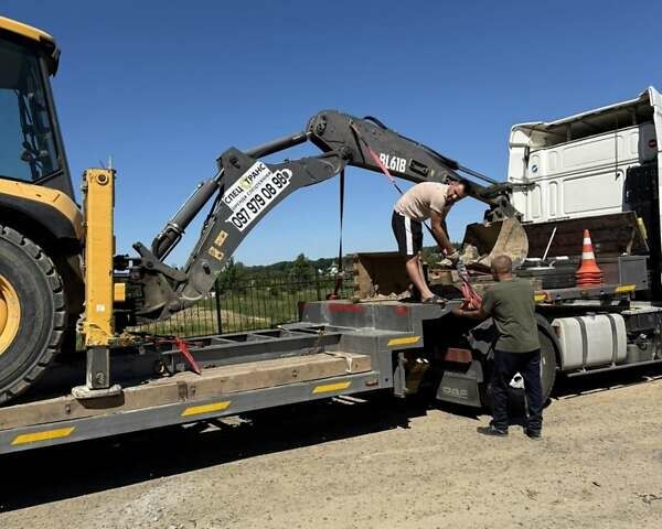 Жовтий Вольво BL 61B, об'ємом двигуна 4.4 л та пробігом 6 тис. км за 44500 $, фото 7 на Automoto.ua