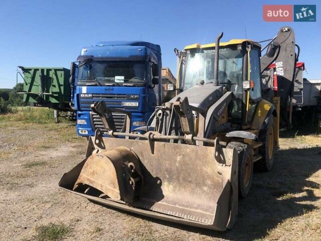 Жовтий Вольво BL 61B, об'ємом двигуна 4.4 л та пробігом 6 тис. км за 44500 $, фото 6 на Automoto.ua