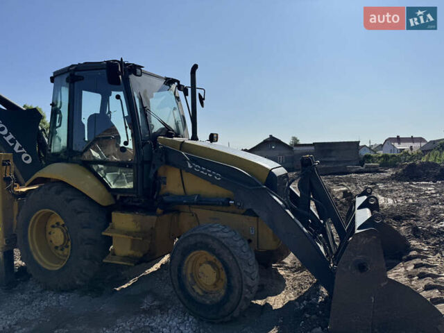 Жовтий Вольво BL 61B, об'ємом двигуна 4.4 л та пробігом 3 тис. км за 29999 $, фото 4 на Automoto.ua