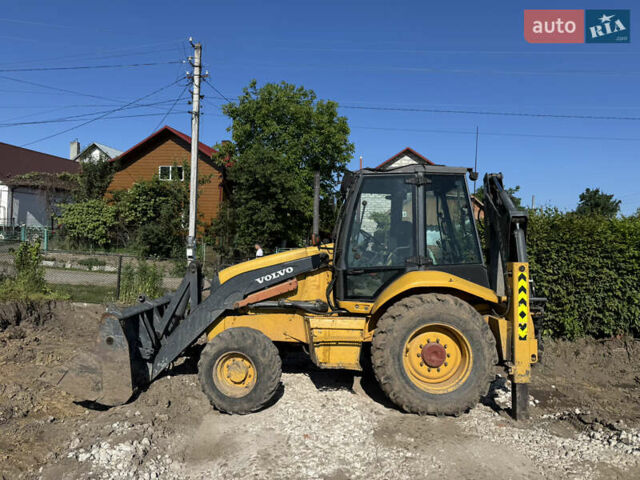 Жовтий Вольво BL 61B, об'ємом двигуна 4.4 л та пробігом 3 тис. км за 29999 $, фото 1 на Automoto.ua