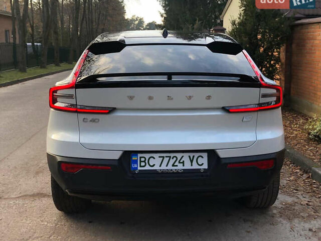 Белый Вольво C40 Recharge, объемом двигателя 0 л и пробегом 72 тыс. км за 29700 $, фото 6 на Automoto.ua