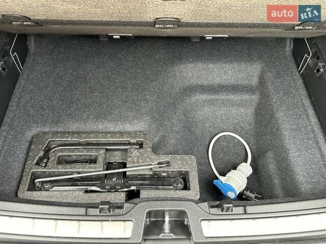 Білий Вольво C40 Recharge, об'ємом двигуна 0 л та пробігом 15 тис. км за 33500 $, фото 23 на Automoto.ua