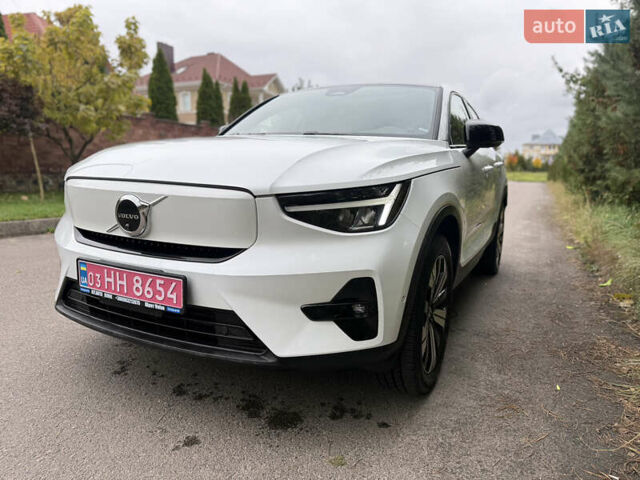 Вольво C40 Recharge 2022 у Рівному на Automoto.ua Білий Вольво C40 Recharge, об'ємом двигуна 0 л та пробігом 23 тис. км за 27600 $, фото 27 на Automoto.ua