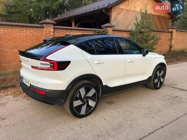 Белый Вольво C40 Recharge, объемом двигателя 0 л и пробегом 72 тыс. км за 29700 $, фото 8 на Automoto.ua