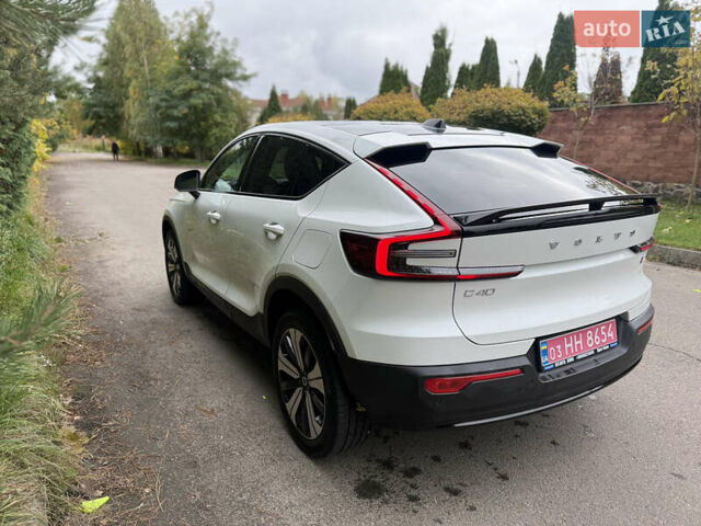 Вольво C40 Recharge 2022 у Рівному на Automoto.ua Білий Вольво C40 Recharge, об'ємом двигуна 0 л та пробігом 23 тис. км за 27600 $, фото 23 на Automoto.ua