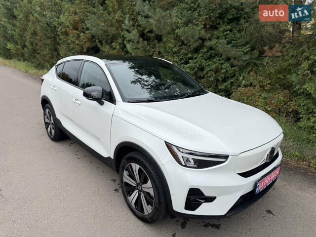 Білий Вольво C40 Recharge, об'ємом двигуна 0 л та пробігом 24 тис. км за 27600 $, фото 2 на Automoto.ua