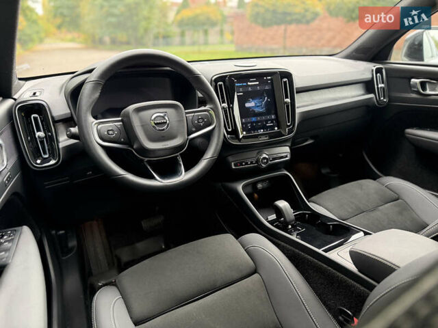 Білий Вольво C40 Recharge, об'ємом двигуна 0 л та пробігом 24 тис. км за 27600 $, фото 5 на Automoto.ua