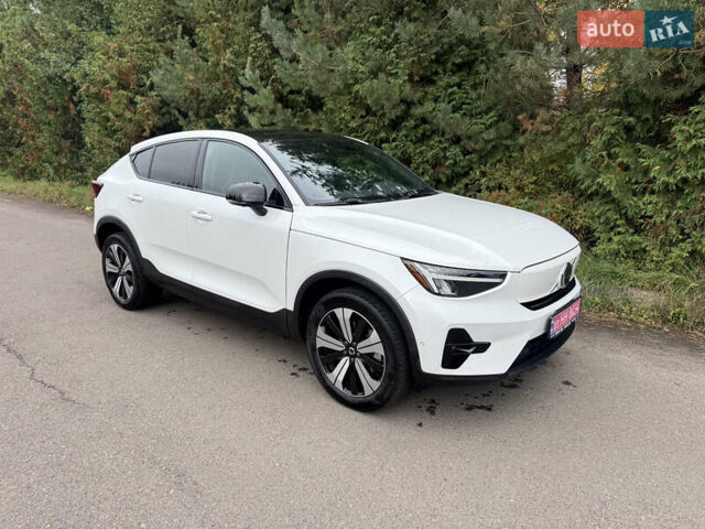 Вольво C40 Recharge 2022 у Рівному на Automoto.ua Білий Вольво C40 Recharge, об'ємом двигуна 0 л та пробігом 23 тис. км за 27600 $, фото 28 на Automoto.ua
