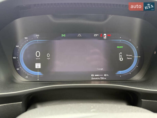 Белый Вольво C40 Recharge, объемом двигателя 0 л и пробегом 18 тыс. км за 31500 $, фото 48 на Automoto.ua