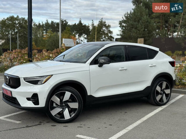Белый Вольво C40 Recharge, объемом двигателя 0 л и пробегом 1 тыс. км за 34500 $, фото 12 на Automoto.ua