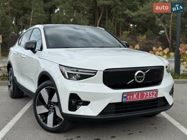 Белый Вольво C40 Recharge, объемом двигателя 0 л и пробегом 1 тыс. км за 34500 $, фото 7 на Automoto.ua