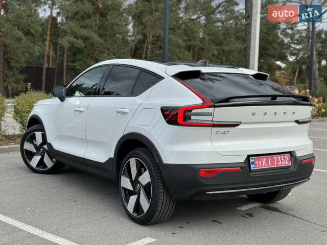Белый Вольво C40 Recharge, объемом двигателя 0 л и пробегом 1 тыс. км за 34500 $, фото 19 на Automoto.ua